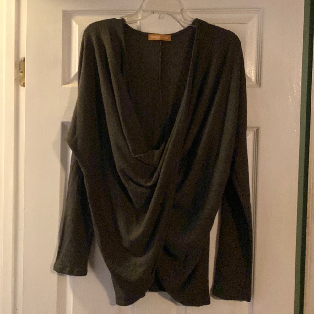 Gray waffle crossover shirt size large